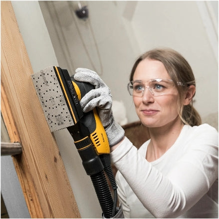 Mirka Iridium 3" x 5" Grip Vacuum File Board, 24-35M Series, in action image, 1